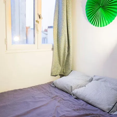 Hostnfly - Charming Bright Near Sacre-coeur Appartamento Parigi