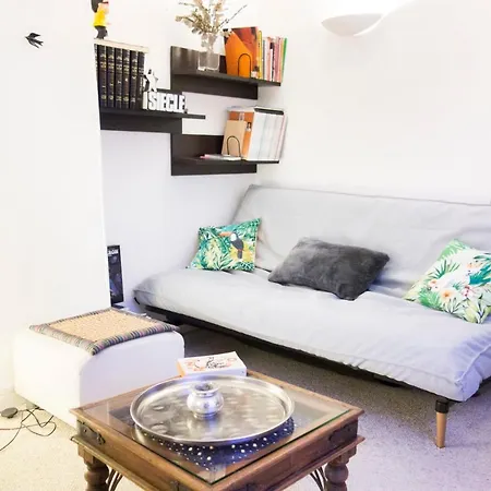 Hostnfly - Charming Bright Near Sacre-coeur