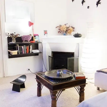 Hostnfly - Charming Bright Near Sacre-coeur Appartamento